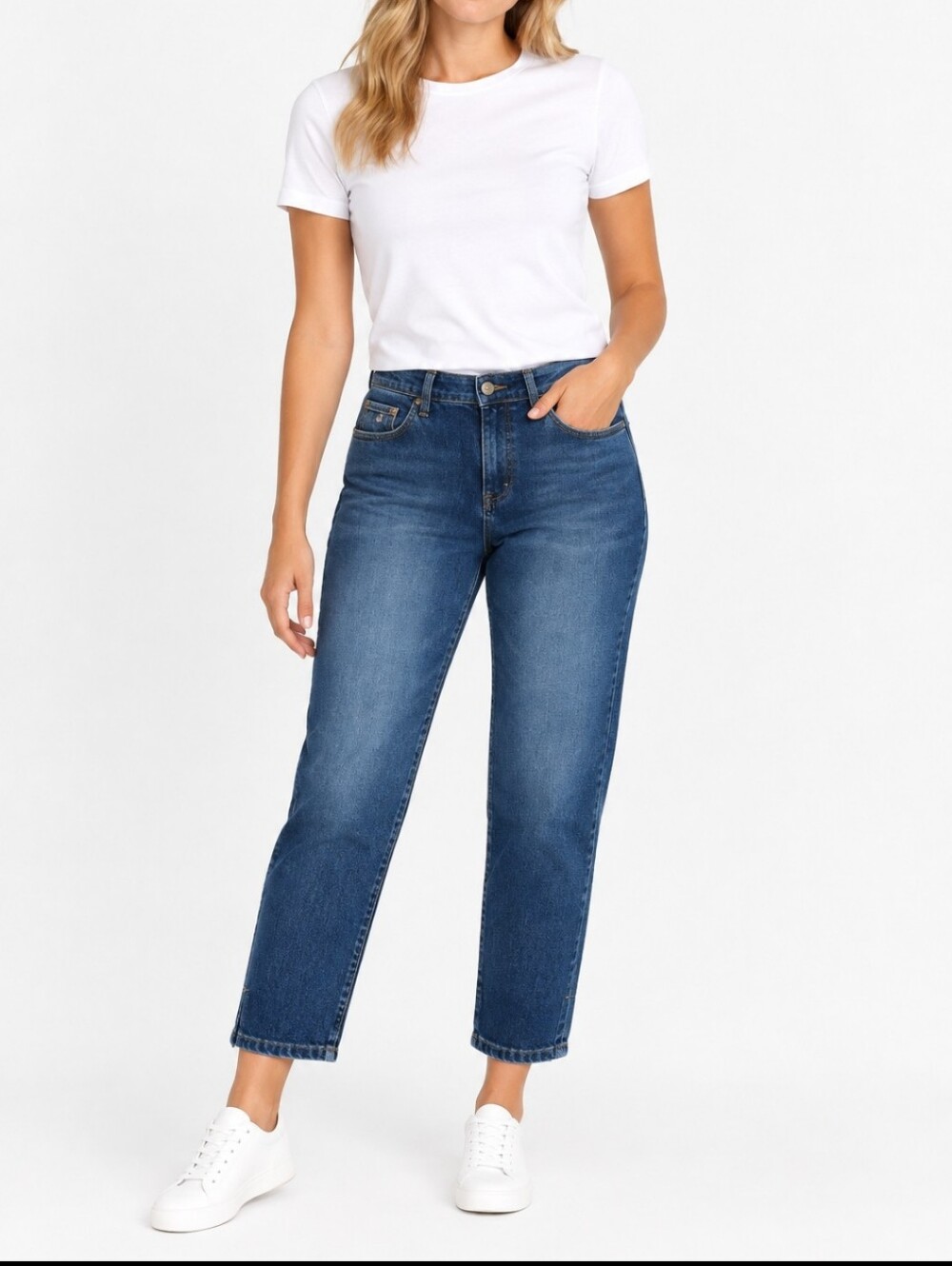 JORDACHE~Size 31/12~Blue Denim Crop Jeans Embroidered Stitching, Logo NEW.
